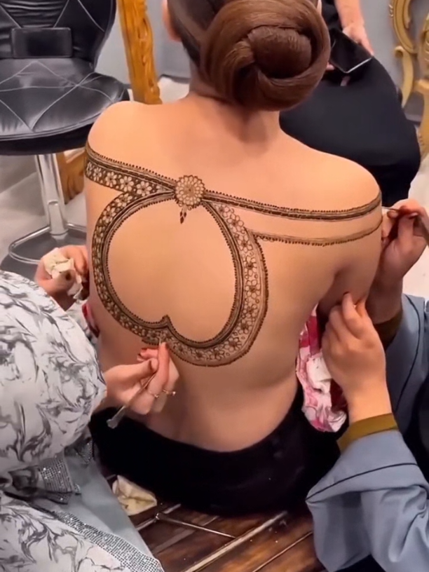 mehndi banany waly company ko #unfreezmyaccount #uktiktok #health 