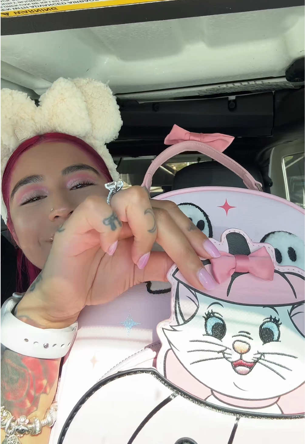 Disney make up and outfit of the day 💗🎀 #disneyland #disneygirl #disneyaesthetic 