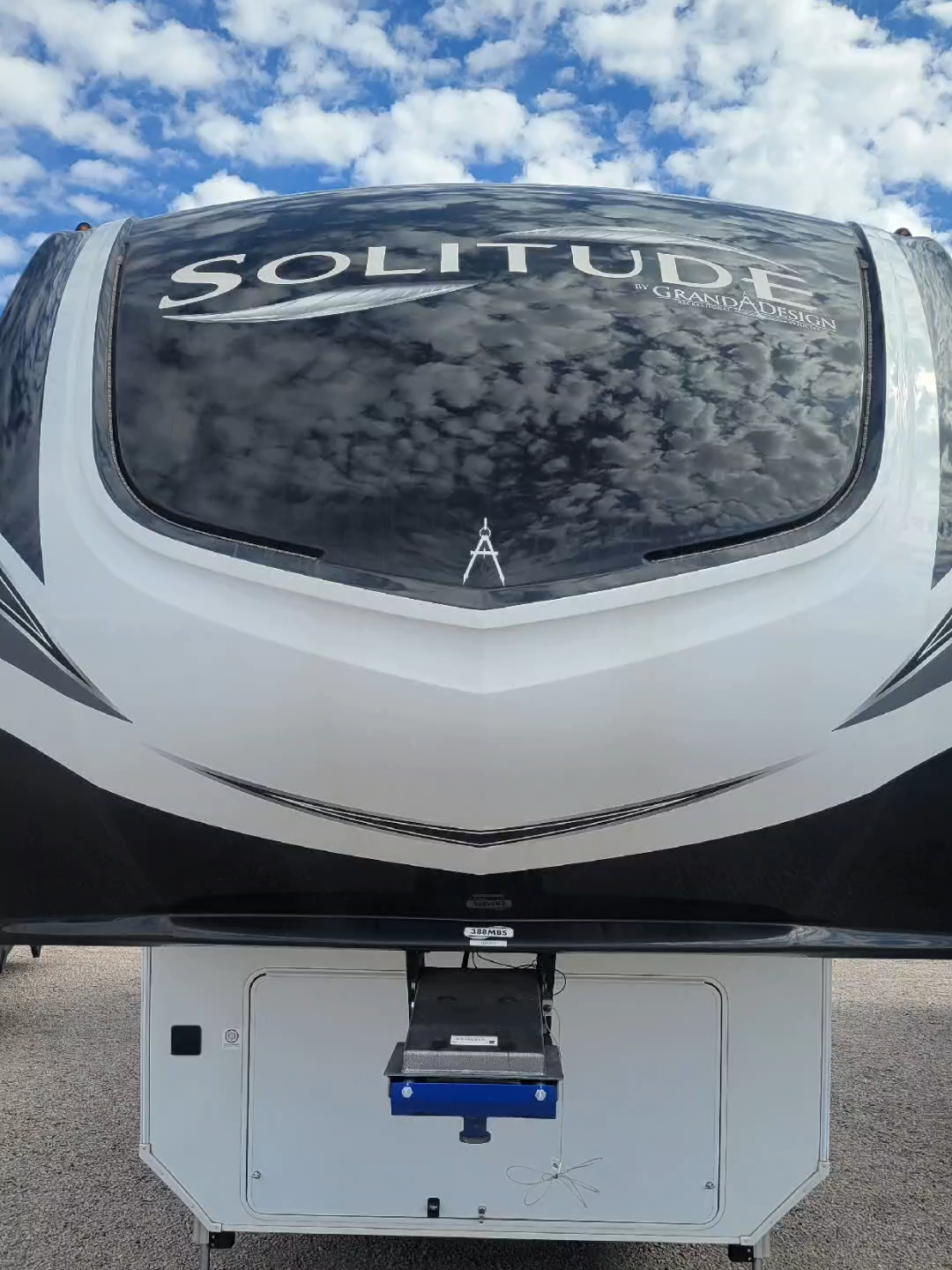 🚨 2025 MODEL YEAR CLOSEOUT SALE! DON’T MISS OUT! 🚨 !NEW! 2025 Grand Design Solitude 388MBS Sale Price $104,997! Save $43,244! Payments as low as $664/mo. Call Today 575-523-0715📍Visit us today or view online https://www.hwhrv.com/product/new-2025-grand-design-solitude-388mbs-2736897-5 Stock# GSF2519 #holidayworldrv #holidayworldoflascruces #aworldofdifference #granddesignrv #grandesignsolitude #newfifthwheel #rvliving #adventureawaits