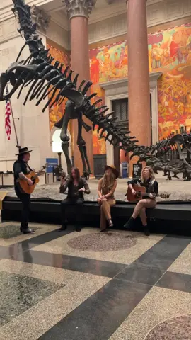 Devil Don’t Go There (Live Acoustic) from the American Museum of Natural History is live now on my @YouTube channel 🦖