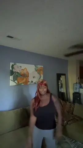 The stuff I do when I’m supposed to be resting for work 😭🤣