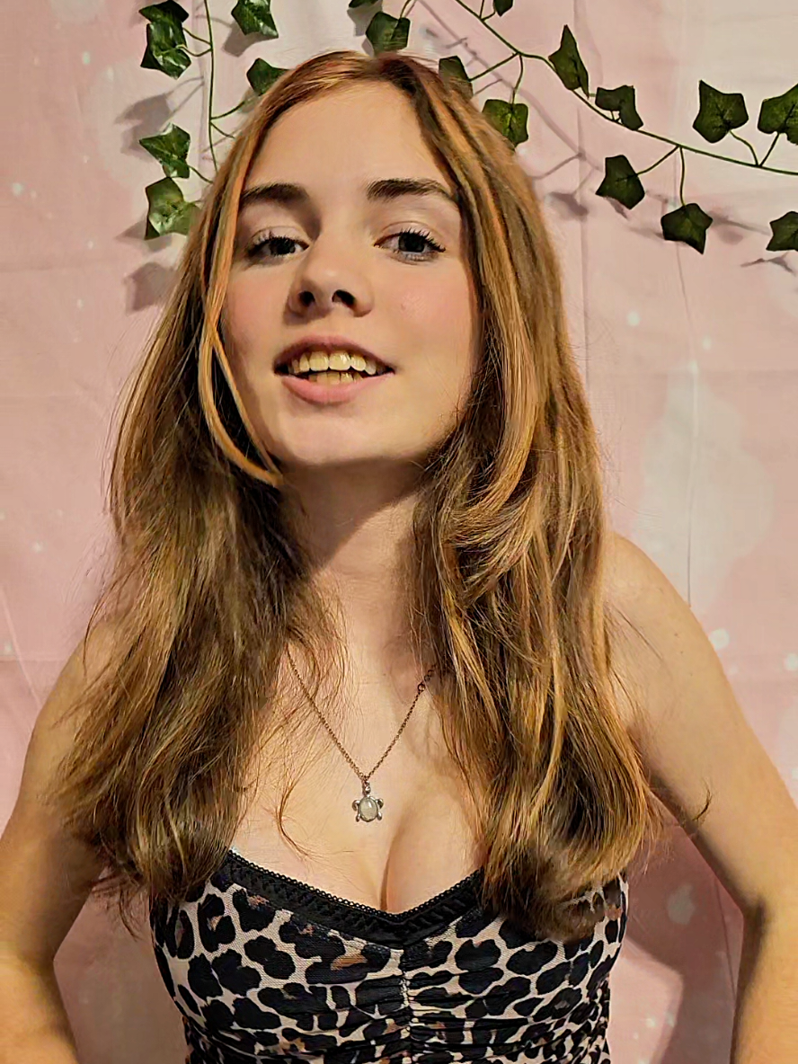 Do you like Anime I do! #tanktop #lipsync #bodytea #facecard #fyp 