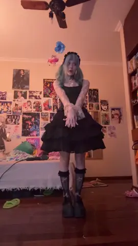 Com minhas unhas lindas 