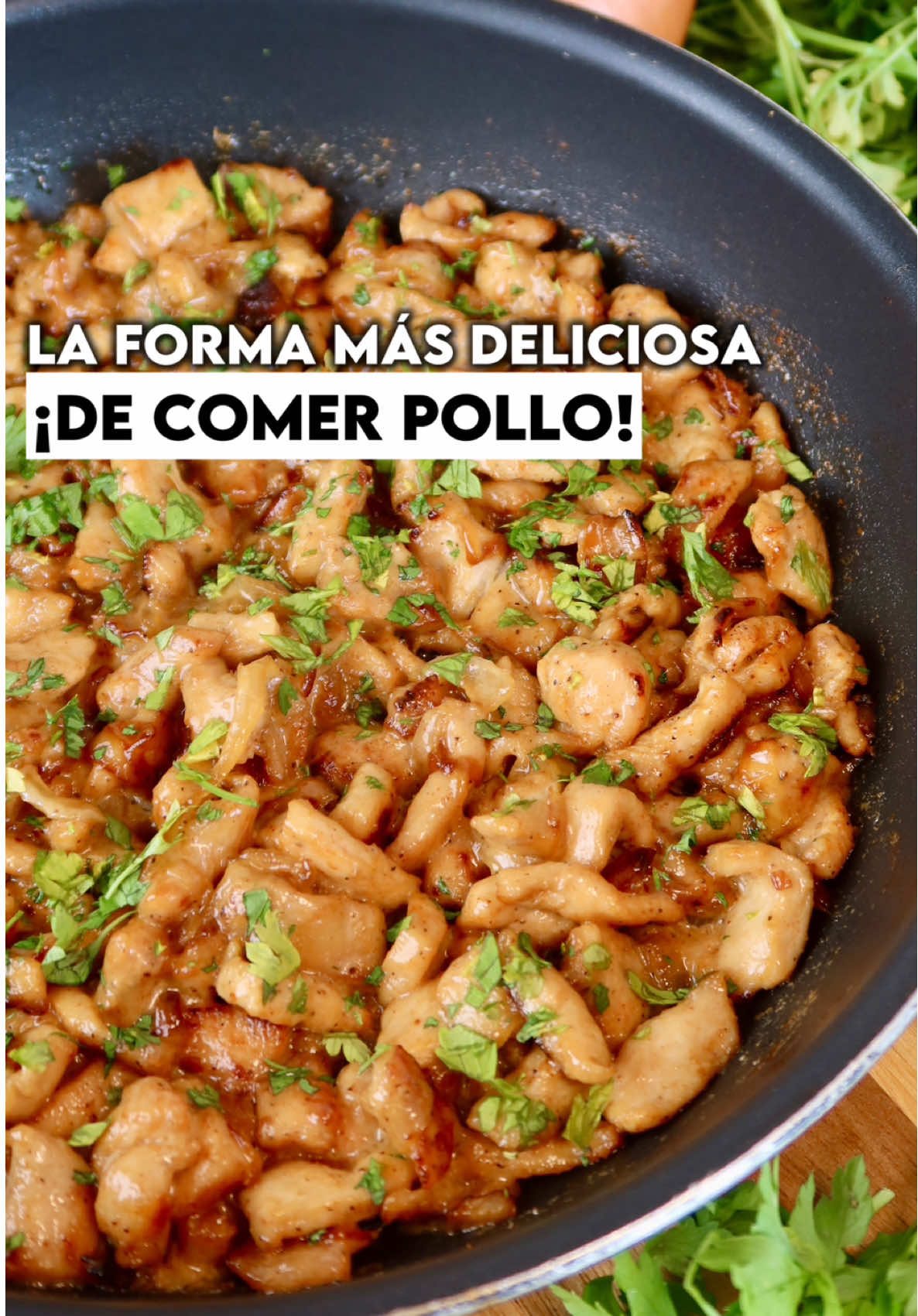 Te resuelvo la comida de mañana ¡Prometo que te vas a obsesionar con esta receta! 🔥🤩 Pollo en crema de cebollas caramelizadas 👌🏻  ⚠️Importante:  1️⃣Puedes omitir la crema de leche ¡Queda igual de brutal! 😮‍💨🤌🏻 2️⃣Puedes sustituir la miel por cualquier sirope sin azúcar.  #recetasrapidas #recetas #recetasfaciles #comida #pollo  