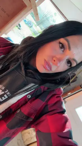 Building a box for my next victim #rockthatbody #DIY #diyproject #homemade #fyp 