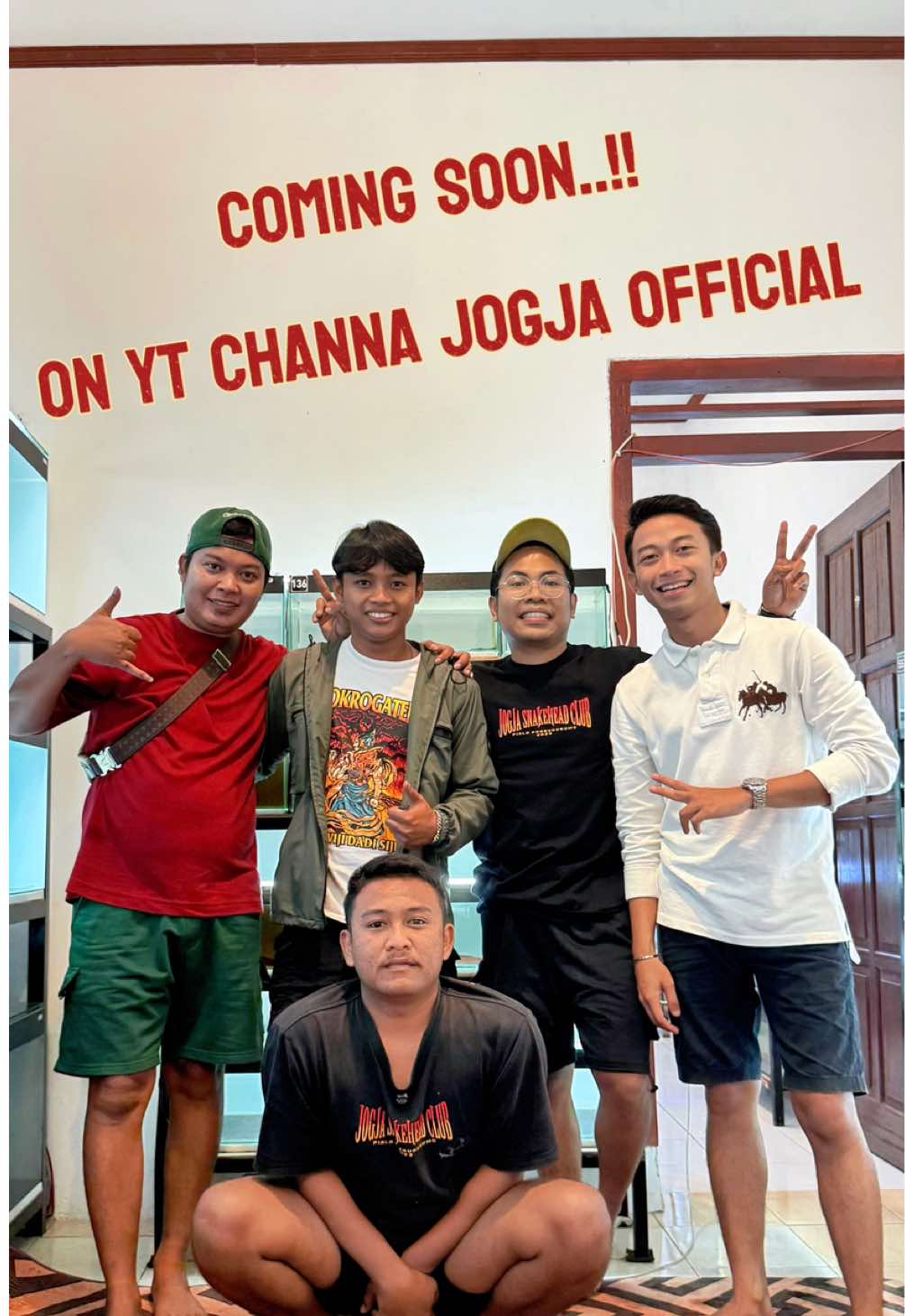 Berikut adalah cara cepat auranti gwondrong dirumah  - Langkah pertama, siapkan tank dengan ukuran 80x40x40 keatas - Isi air hingga penuh, pastikan air dengan kwalitas terbaik. Endapkan selama sebulan  - Setelah sebulan atau tabungan terkumpul, silahkan pantau di tiktok sampe ketemu yang sesuai selera anda. Semoga sedikit tips ini membantu  -  Fish owner @Bos Bos Qu  - Comingsoon❗️On yt channa jogja official  #channaauranti #aurantimaculata 