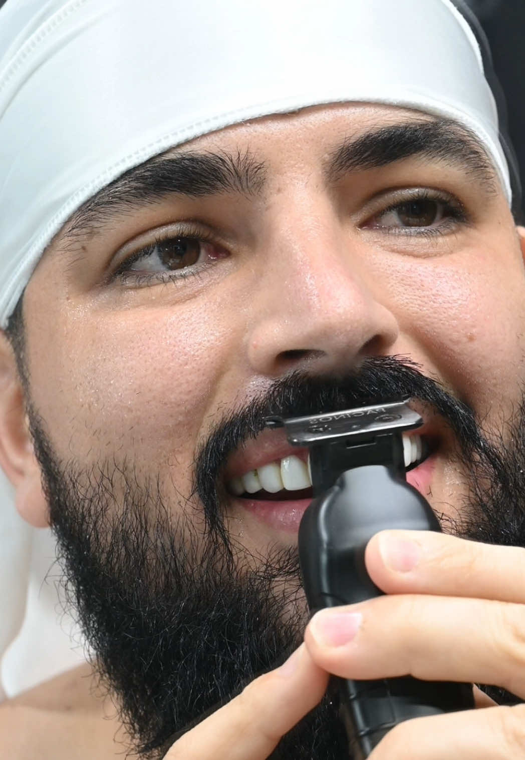 Outfit full black casual + rutina de aseo básica + rutina para minimizar la caída  #outfitinspo #mensgrooming #hairroutine #casualoutfits #outfitideas 