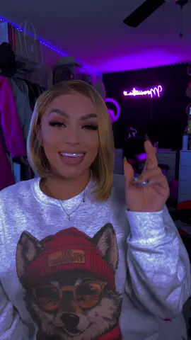 👀I see ya LOOKING 