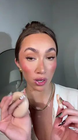 Goodbye pores don’t know her #dibsbeauty #makeuptips #flawlessmakeup #makeup #fashion @DIBSBEAUTY 
