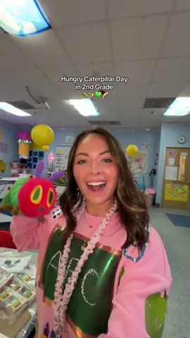 I am ACTUALLY obsessed!! 🐛 #teacher #teachertok #asmr #fyp #explore 