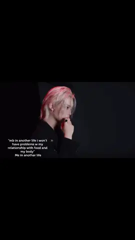 #FELIX — Ainda bem que tenho melhorado, mas houve uma fase… 😖 #fyppp #skz #felix #yongbok 