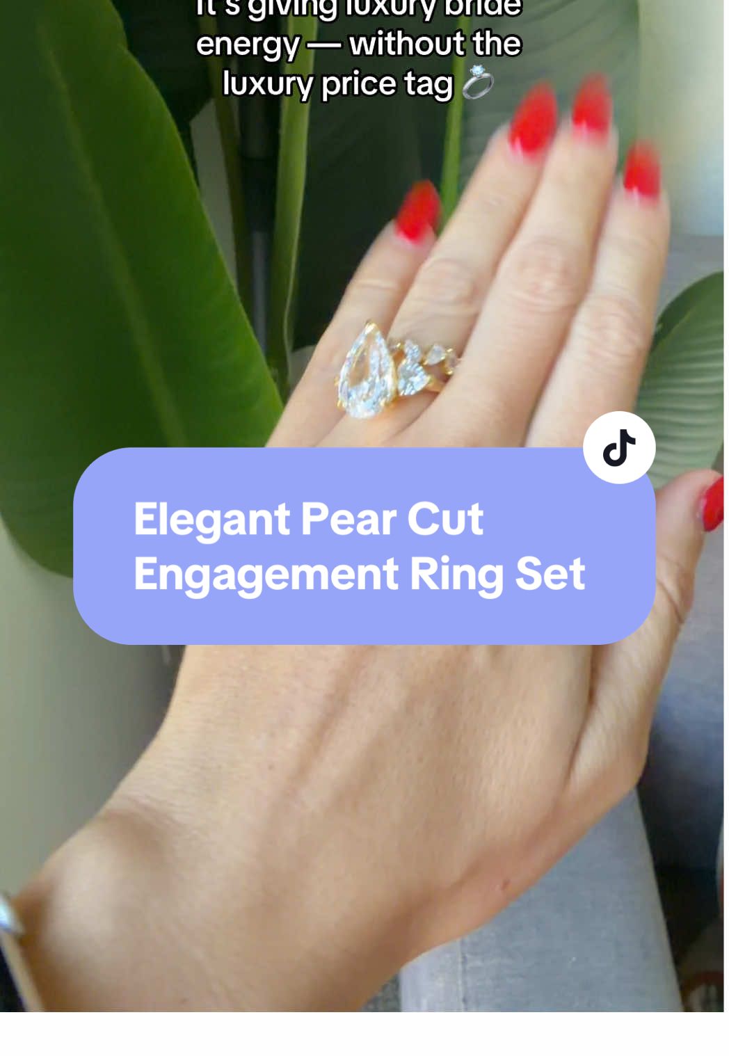 Pear-cut engagement ring set with beautiful clarity and shine. Perfect for brides, travel, or anyone who loves a statement piece. #rings #ringset #ringstack #tiktokshopcreatorpicks #tiktokshopblackfriday 
