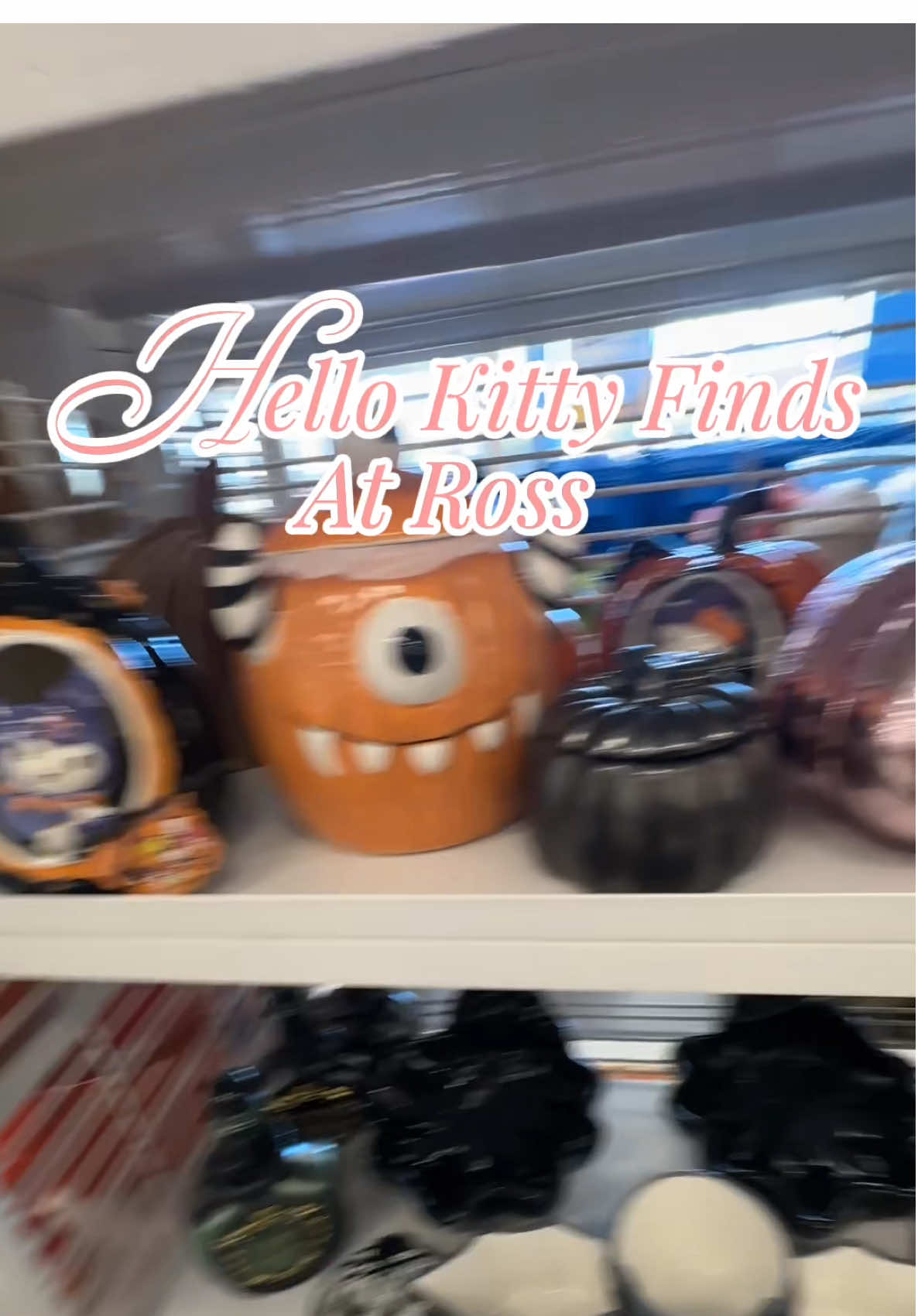 I really want a Cute Hello Kitty robe 🤭@Ross Dress for Less #hellokitty #hellokittyfinds #robes #shopping #shopwithme 