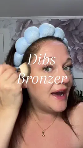This bronzer is the perfect shade for me! #dibsbronzer #dibsbeauty #dibsbrush 
