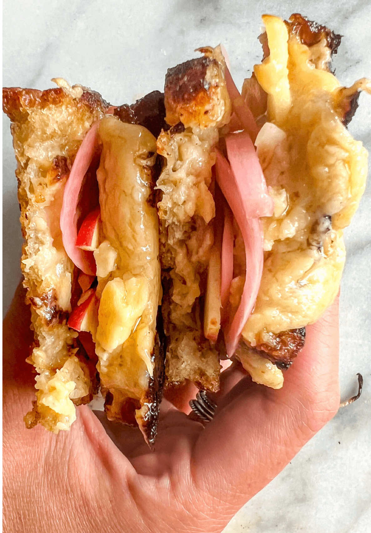 Fall grilled cheese > #EasyRecipe #foodtiktok #FoodTok  #grilledcheese 