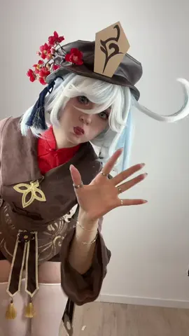 I kinda thought this one would be a fun idea ／(≧ x ≦)＼ #furinagenshinimpact #hutaogenshinimpact #furinacosplay #hutaocosplay 