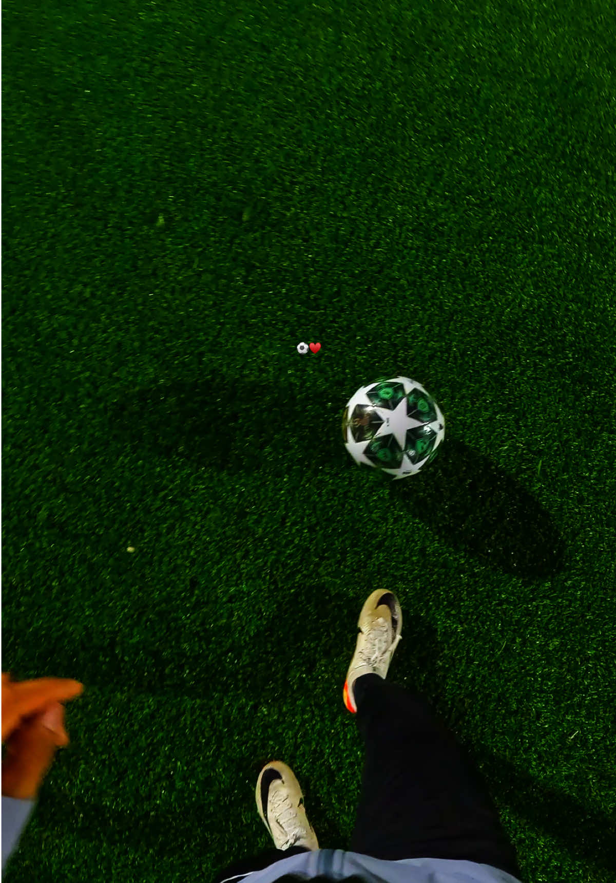 therapy⚽️❤️#fyp #football #therapy #peace #viral_video 