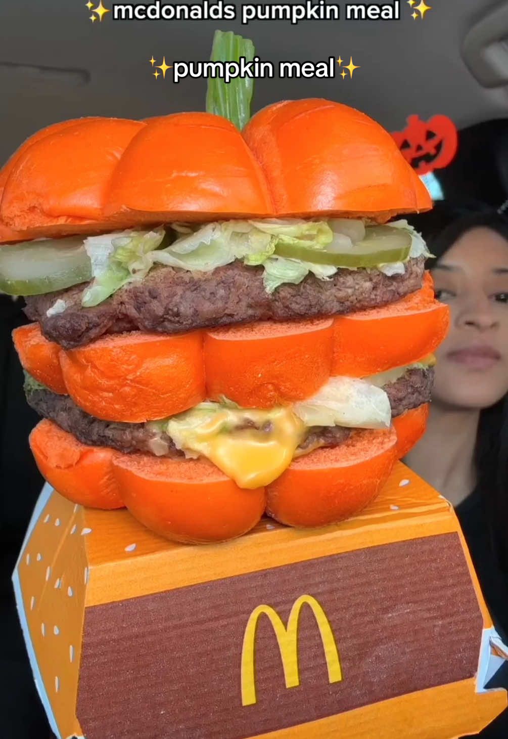 McDonalds pumpkin meal recipe w/ @Bloom Nutrition #bloompartner #mcdonalds #bigmac #pumpkin #halloween 