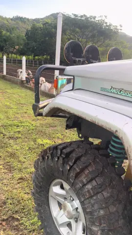 Le tocó esta ves al niño 🔥✍🏼#toyota #machito4×4😎💯🇻🇪 #venezuela🇻🇪 #paratiiiiiiiiiiiiiiiiiiiiiiiiiiiiiii #4x4 