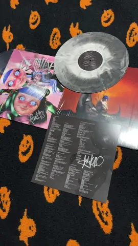 While I’m waiting for my signed Smoochies vinyl, here’s two signed Ashnikko vinyl of Demidevil and Weedkiller I bought from a seller on Mercari! #ashnikko#demidevil#vinyltok#signedvinyl#fyp 