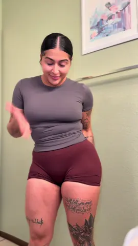 i’m new here. HI! eveything i got was from CLUBHOUSE CLOTHING @Clubhouse Clothing  SIZE M TOP SIZE S BOTTOMS  #army #fyppppppppppppppppppppppp #fypシ゚viral #military #gymgirl 