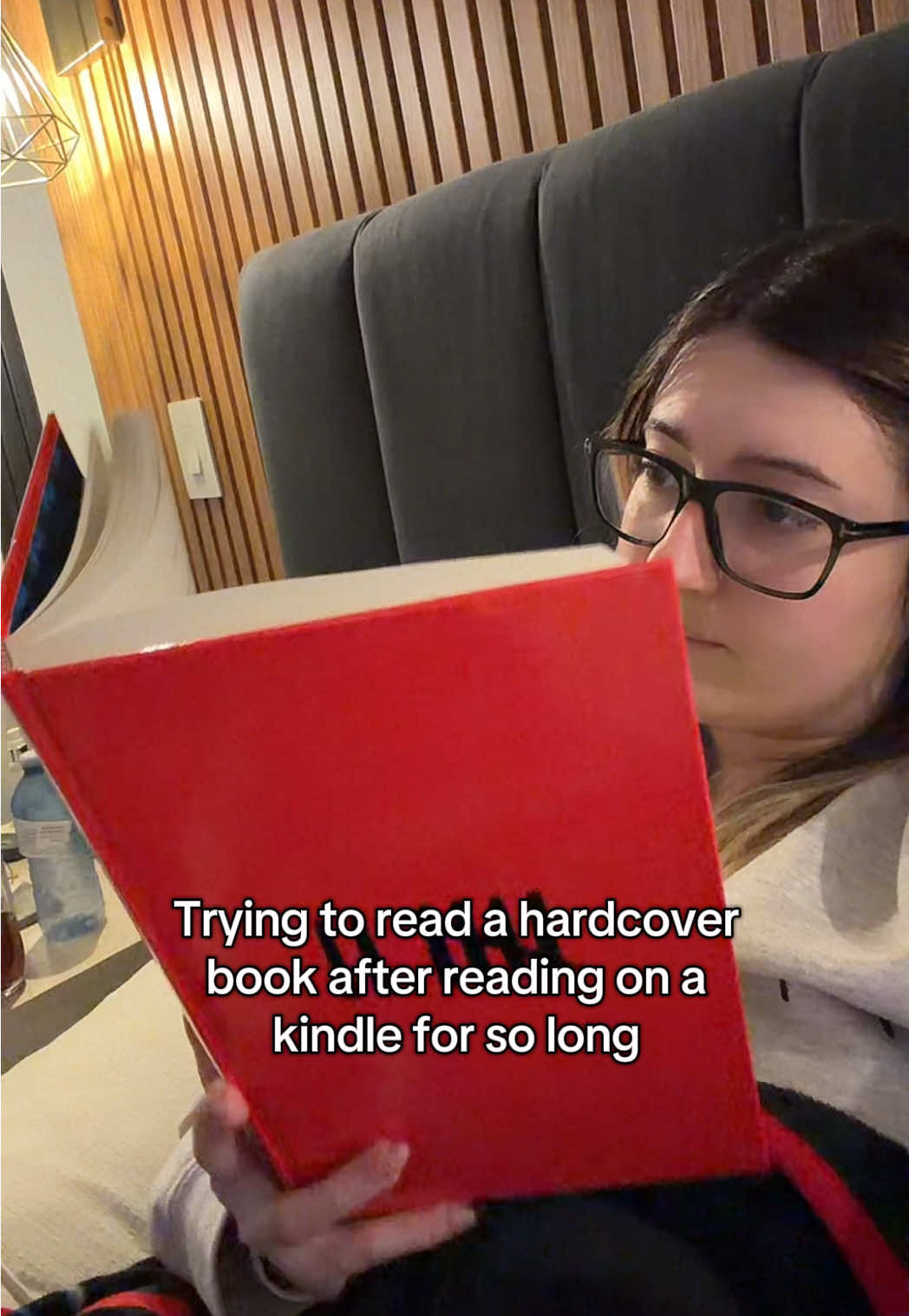 The struggle is so real, my hand is about to give up 😩 #BookTok #bookish #kindle #reading #bookcommunity 