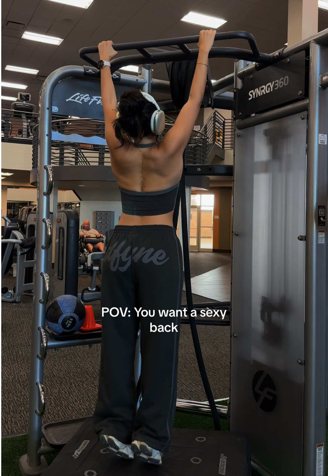 POV: You want a sexy back👀 Back + bi workout🔒🤍#gym #GymTok #girlswholift #gymgirls #weightlifting 