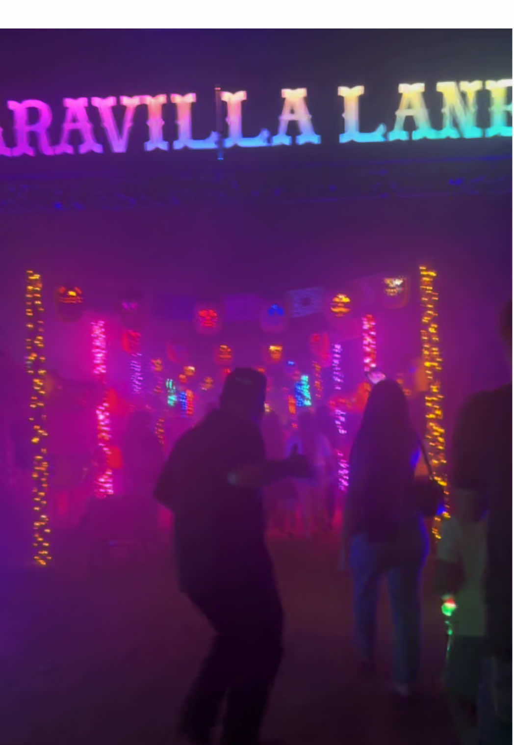 Good ol’ spooky vibes 🎃 #bailar #goodvibesonly #fyp #foryoupage #xyzbca 