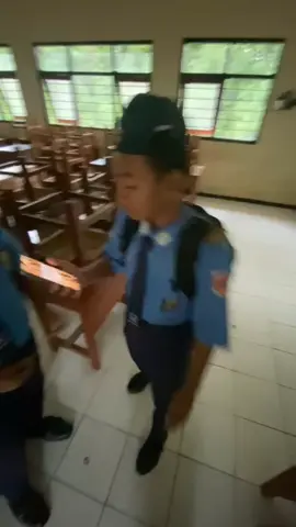 gaya andalan😘