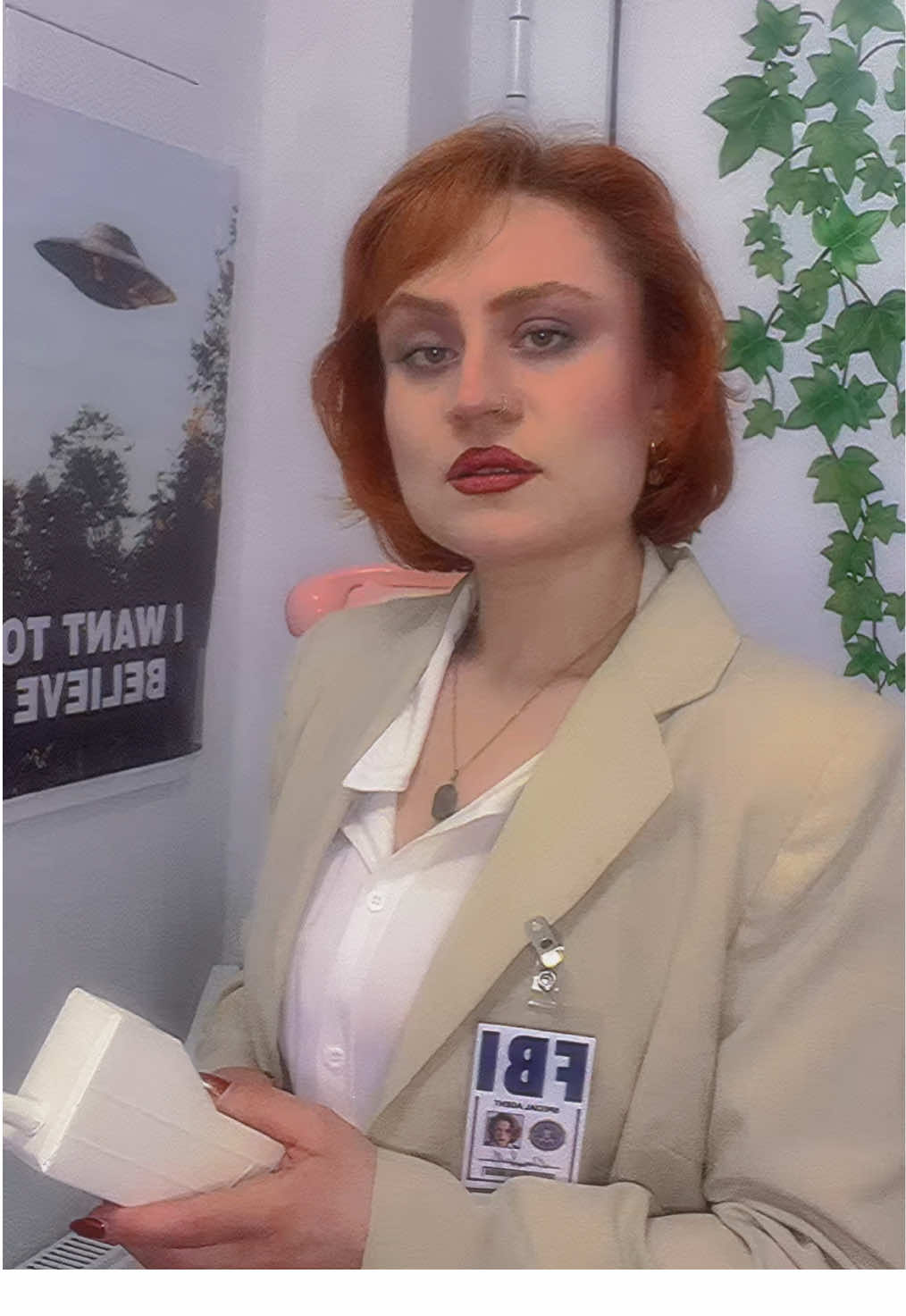 Now let’s make out #xfiles #danascully #scullyandmulder #foxmulder #cosplay 