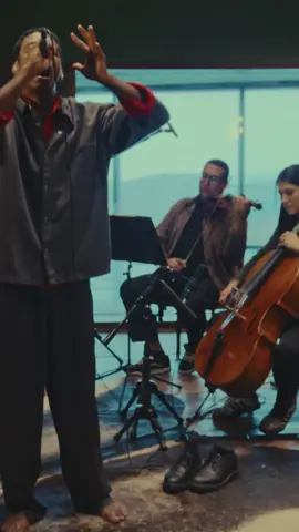 Tudo em mim disponível em todas as plataformas digitais 