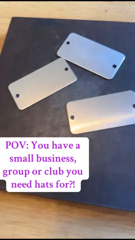 If you have a small business, group or club you need hats for I’d be happy to help you custom design something you’ll love! These hand stamped hats are unique and different way to rep your brand! 🧢 DM or email to get your bulk hat ordering in progress ♥️ #customhats #bulkorder #smallbusinesssupportingsmallbusiness #hat #handmade 