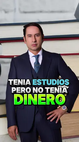 Fui el mejor en la universidad. Pero mi cuenta estaba vacía. 💳📉 Ahí entendí algo: El sistema te enseña a sacar 10… pero no a generar dinero. ¿Quieres aprender a INVERTIR en la bolsa de valores? 👉🏻 Comenta la palabra 