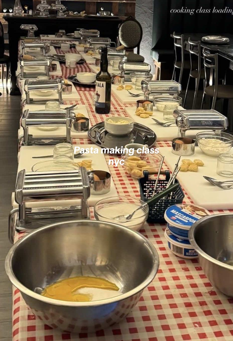 Took myself on a pasta-making date because i need a break from midterms 🍝✨ $60 for a 3-course dinner + fresh pasta in the Upper East Side? Count me in 🥂#nycfallactivities #thingstodoinnyc #solodateideas #mimitries #nycinfluencer 