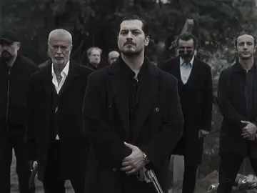 تم القبضه ههههه #esrefruya #حلم_اشرف #cagatayulusoy #esreftek #fyp 