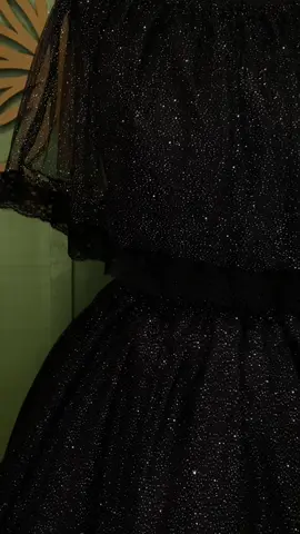 ✨ Conjunto em tule glitter preto✨ Brilho, poder e mistério na medida certa. Feito pra quem carrega a força e a elegância das Pombagiras. Saia com 7 metros de roda no valor de 330,00.  Ciganinha no valor de 105,00.  #pombagira #mariaquiteria #umbanda #quimbanda #pombagiramariapadilha 