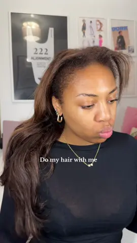 First GRWM in the new place!!  #hairroutine #hairtok #sewinhairstyle #weavestyles #domyhairwithmeblackgirl 