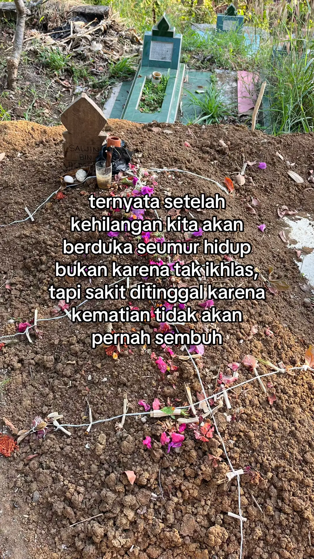 bahkan setiap hari kalo inget beliau selalu nangis🥹💔🥀 #kehilanganorangtersayang #kehilanganayah #kematian #meninggal #yatim 