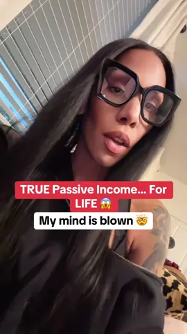 The ULTIMATE side hustle!! This is TRUE passive income yall!! What we’ve all been searching for 🙏🏽 #sidehustles #sidehustleideas #sidehustlesecrets #mompreneur 