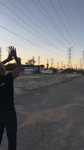Daddy - Daughter day!! Frankie’s first set visit to @swat.headquarters and she came ready to put in work 🥊😜😂😅 #fypシ゚viral #fypシ #followers➕❤️😍😘😇 #fypシ゚viral🖤tiktok☆♡🦋myvideo #shemarmoore 