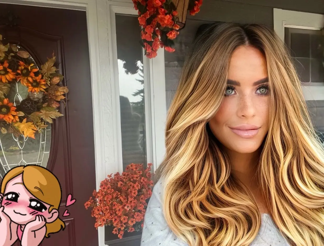 I just want to thank all of you again ,for your beautiful messages, your prayers, and your healing words. You’ll never know how deeply your kindness has touched me. There have been days when I’ve felt weak, scared, or just tired from fighting… and then I read your comments, and it’s like a wave of love and strength washes over me. You’ve lifted my heart in ways I can’t even explain. Every word, every prayer, every little heart you leave it all matters. It reminds me that I’m not walking this road alone, that even in the hardest moments, there are people out there who truly care. And that means the world to me. You’ve brought light into some dark days and given me hope when I need it most. So from the bottom of my heart thank you.  Thank you for your compassion, your faith, and your love. You’ve become part of my strength and my healing, and I’ll carry your kindness with me every day.💙♥️💋