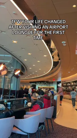 Where have u been all my life ??? @Capital One lounge in LV ✨ and everything was freeeee w the venture X card 😭😭😭💛 #airporthacks #travelhacks #traveltok #creditcardtips 