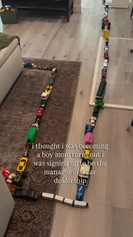 Holiday prep is in full swing 🎁 Whether it’s managing a fleet of toy cars or tackling your shopping list, we know it can feel like a dealership out there. Luckily, secondhand gear makes gifting (and parenting) easier, more sustainable, and budget-friendly. Shop preloved favorites and get ahead of the holiday rush with GoodBuy Gear. 🎥: @laurajacquline