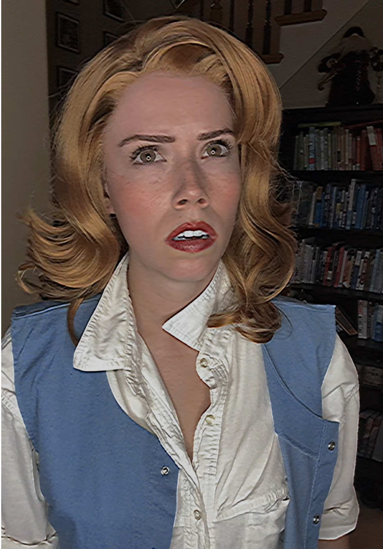 Jennifer had a valid crash out about getting married in the chapel o love fr #backtothefuture #jenniferparker #jenniferparkercosplay #backtothefuturecosplay #timetravel 