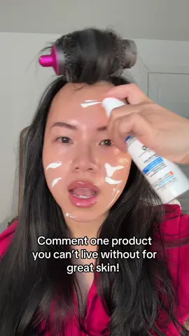 Me: Sunscreen !  Daily sunscreen = fewer wrinkles, less pigmentation, and healthier skin long term. It’s the best anti-aging product you’ll ever use , and it’s cheaper than Botox 😉☀️ . . Using the @LaRochePosayUS Anthelios UV Hydra Sunscreen SPF 50 with Hyaluronic Acid. It’s chemical filters and gives you enough hydration while protecting your skin!  . Link in bio for LTK link for my favorite sunscreens! #sunscreen #healthyskin #favoriteproducts #larocheposaypartner 