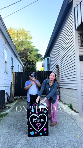 SKL 🩷🌷 She’s now a happy 7 month old baby #onthisday #genderreveal #babygirl 