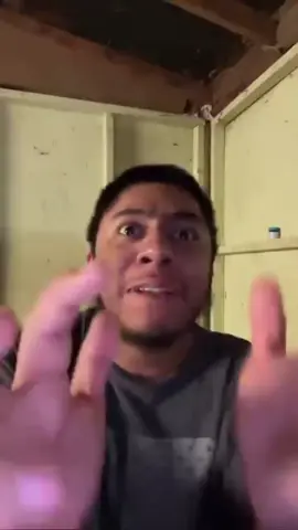 Llegó la hora del cringe🥹 @Rod Driguez @Luis Rios @papi.justin.3 @XXXZZESTER  #calmaesponjasomostusamigos #bobesponja #cringe #humor 