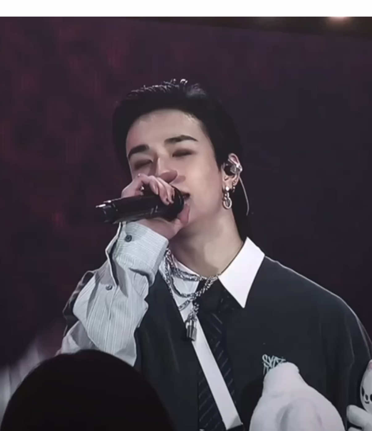 i can’t picture stray kids without hyunjin #hyunjin #straykids #sad #edit #kpopfyp 
