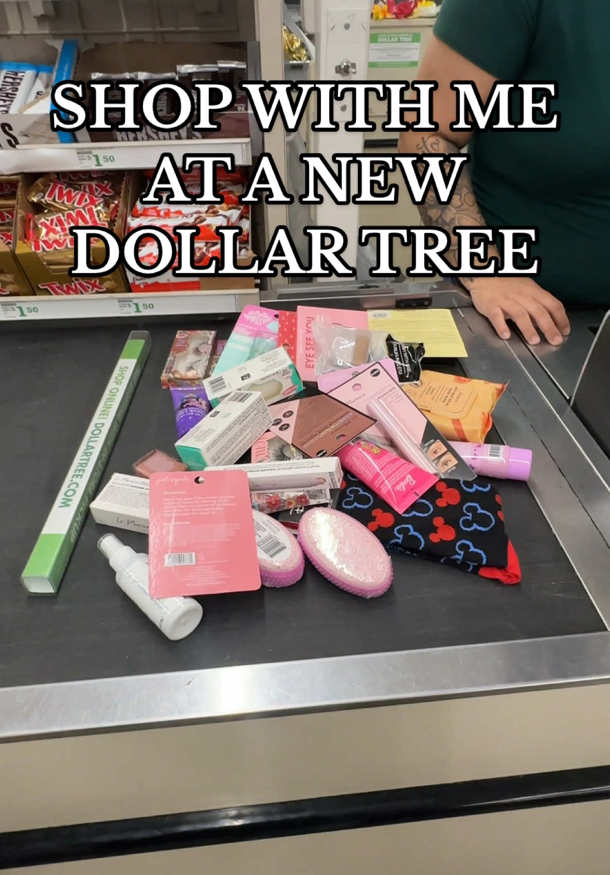 Replying to @. Are you shocked I exited off the highway on my road trip home to stop at a @Dollar Tree …cause I’m not 😭😭 #dollartree #dollartreefinds #newatdollartree2025 #shopwithmeatdollartree #dollartreemakeupfinds 