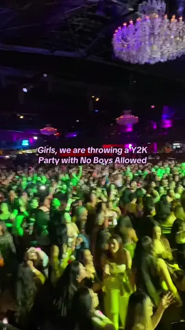 Rewind to the 2000s: where it’s just girls, glitter, and perreo 💿✨ The biggest girls-only Y2K reggaeton party is coming to your city 💫💖 All-women DJs • 2000s reggaeton • Y2K outfits • photo ops • pure perreo energy 💋 🎤 Live Performance by Paloma Mami Grab your girls and join the takeover:  c u there! <3 🎟️ LAST FEW Tickets → SorryPapi.com UNITED STATES Tour Stops:  10/24 Brooklyn, NY 10/25 Nashville, TN 11/02 Orlando, FL  11/07 Austin, TX 11/08 Houston, TX 11/15 Boston, MA 11/22 Philly, PA 11/28 Silver Spring, MD (DC) #GirlsNightOut #Y2KParty #allgirlparty #ReggaetonNight #WomenOnlyEvent   